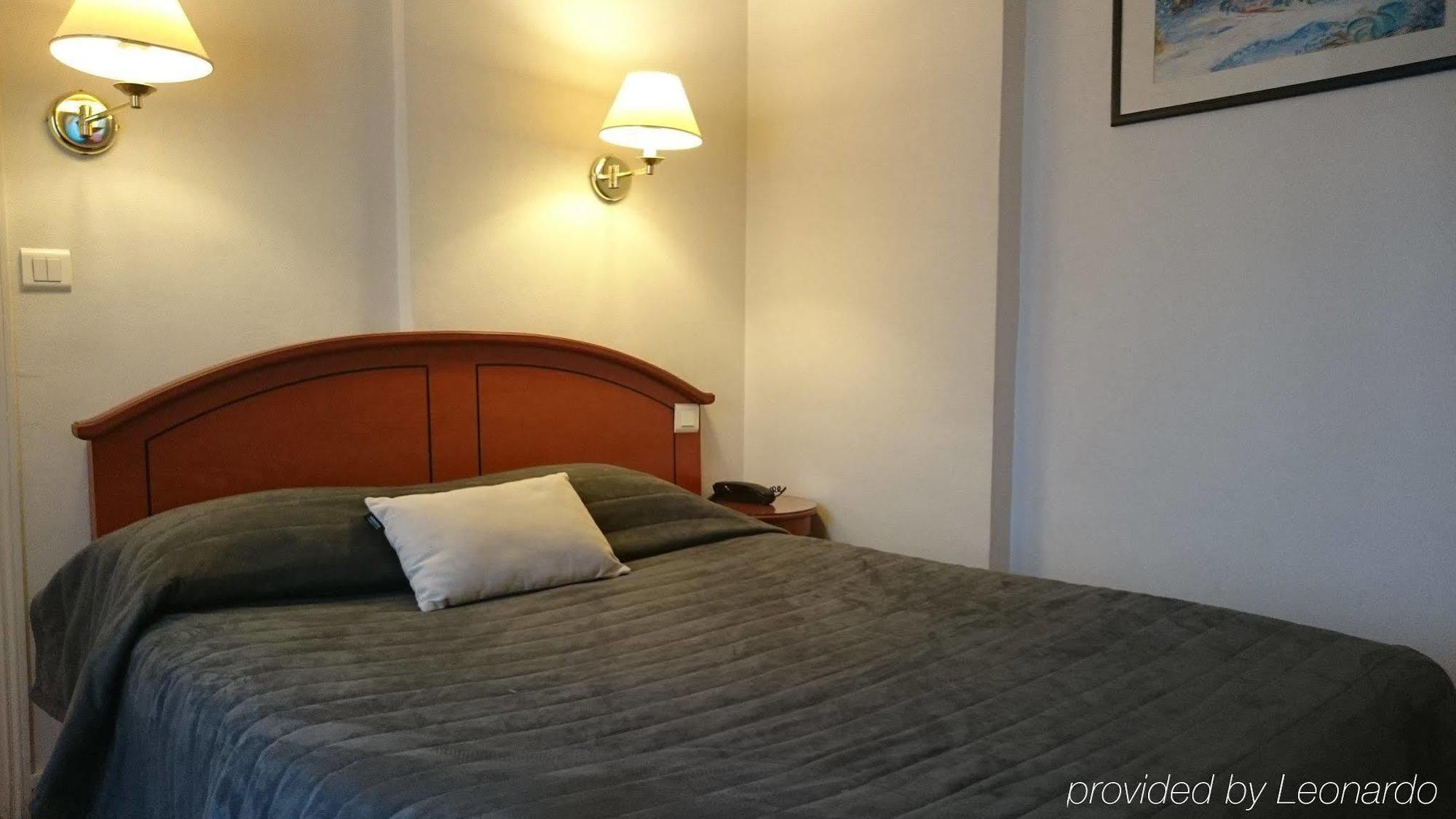 Hotel De Geneve Paris Luaran gambar